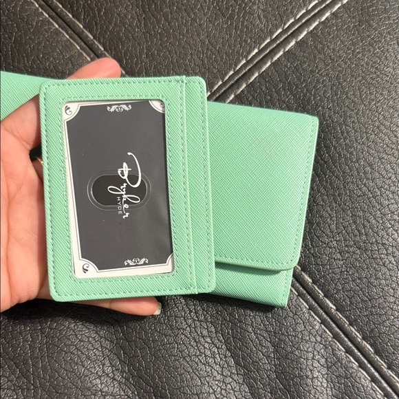 Mint Green Wallet and Card Holder Set - Picture 3 of 3
